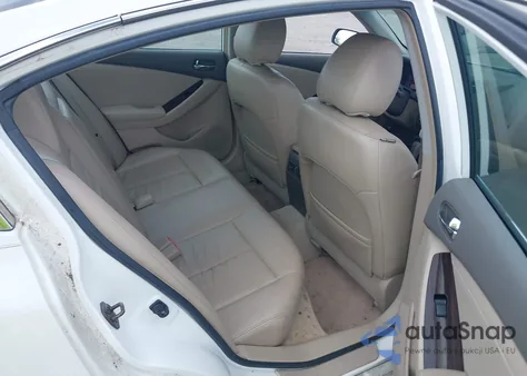 2010 Nissan Altima 2.5 S from USA, damaged, VIN 1N4AL2AP4AC184304